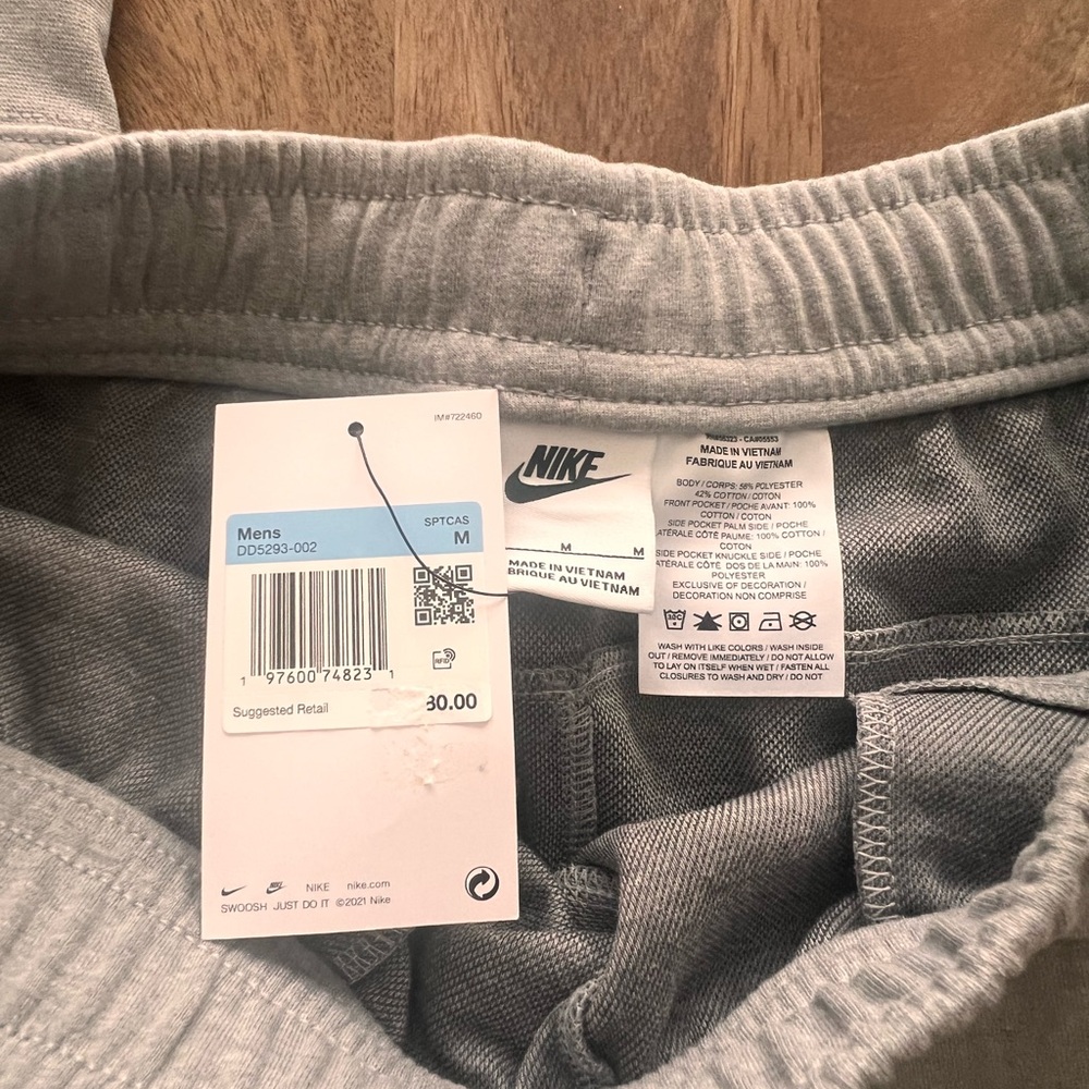 Nike Men’s Sweatpants Size Medium Taper Leg Slim Fit Gray - Picture 5 of 6